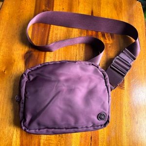 Gaiam purple belt bag Fanny pack chest bag
